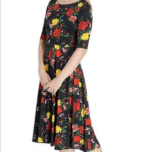 Women's Fit Flare Tea Midi Dress